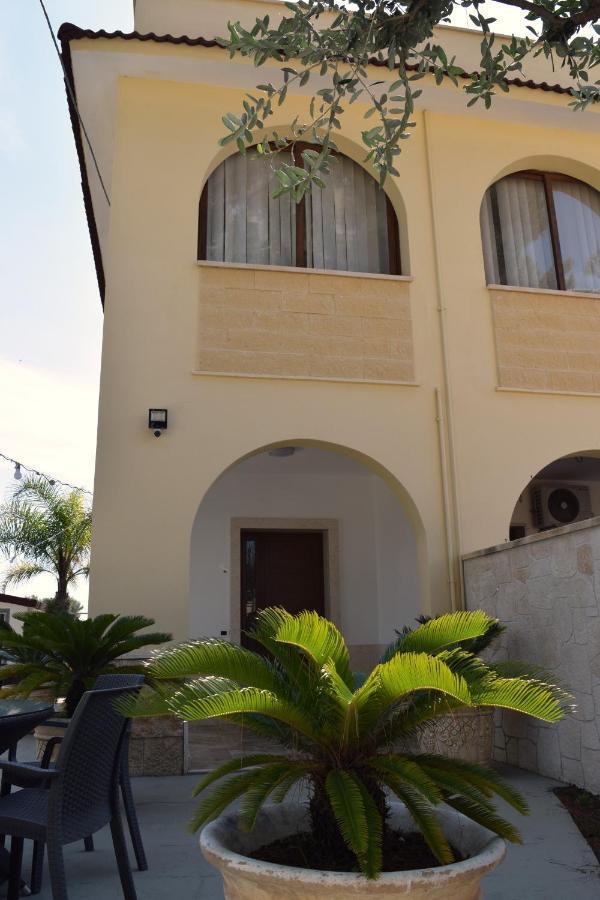 Bed and Breakfast Le Mimose Pulsano Esterno foto