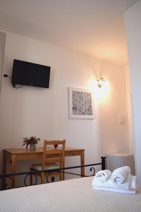 Bed and Breakfast Le Mimose Pulsano Esterno foto
